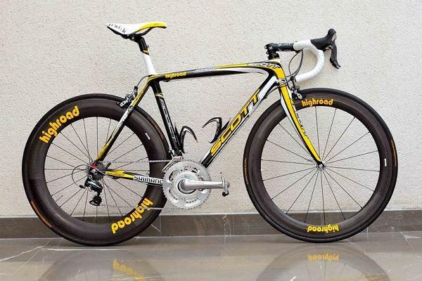 人保车险   品牌优势——快速了解燃油汽车车险,保险有温度_阿米尼电动自行车值得购买吗?阿米尼电动自行车质量怎么样?