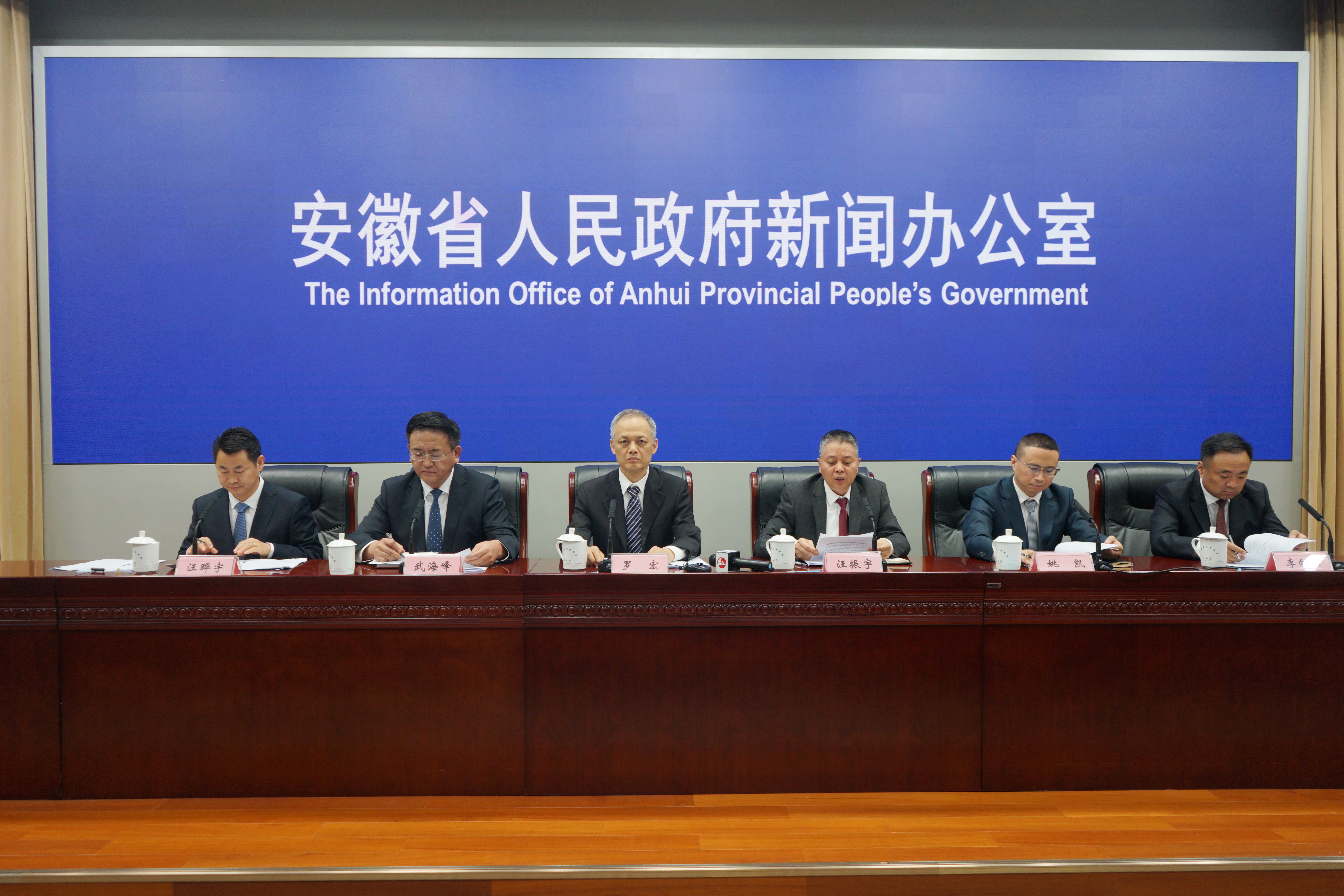 这里，商品房“以旧换新”房票集中发放！超400组报名，已成交15套，什么信号？