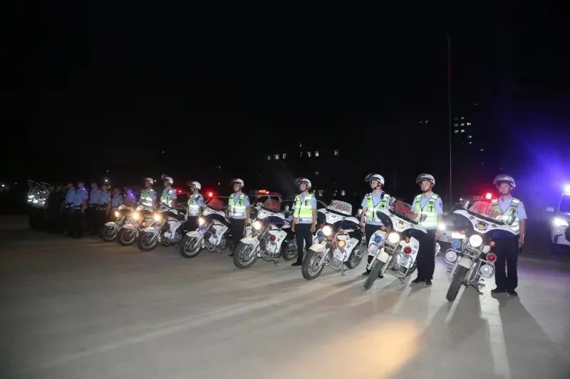 保险有温度,人保护你周全_2024年无人驾驶汽车行业市场深度分析 沪上首批“无人驾驶”的士即将上路