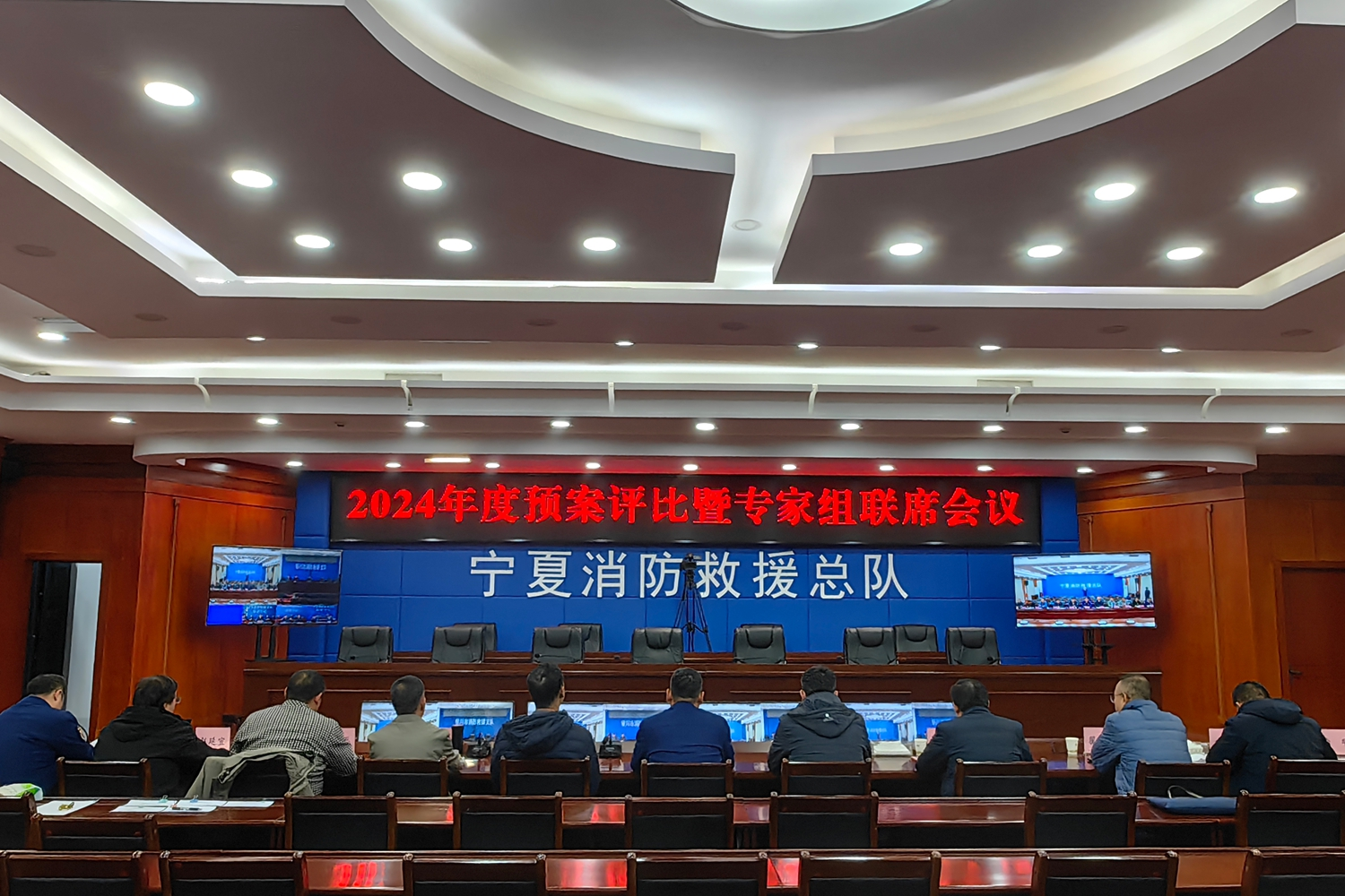 聚杰微纤2024年度分配预案：拟10派3元