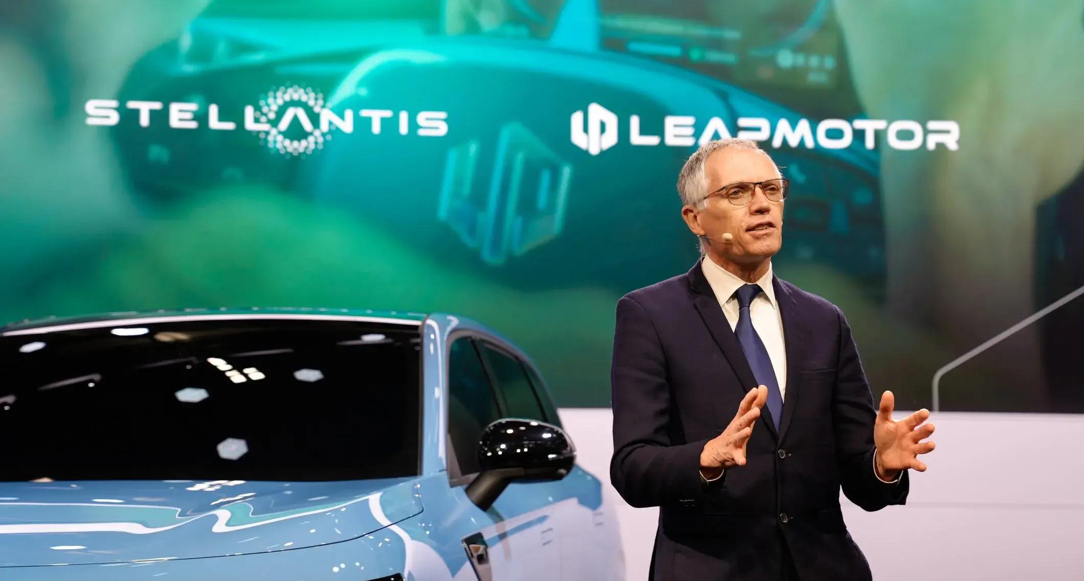 在欧洲市场只卖得动小型电动车？零跑尝试突破新方式