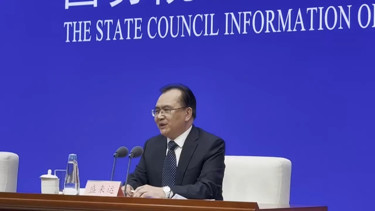 国家统计局：一季度社会消费品零售总额124671亿元 同比增长4.6%