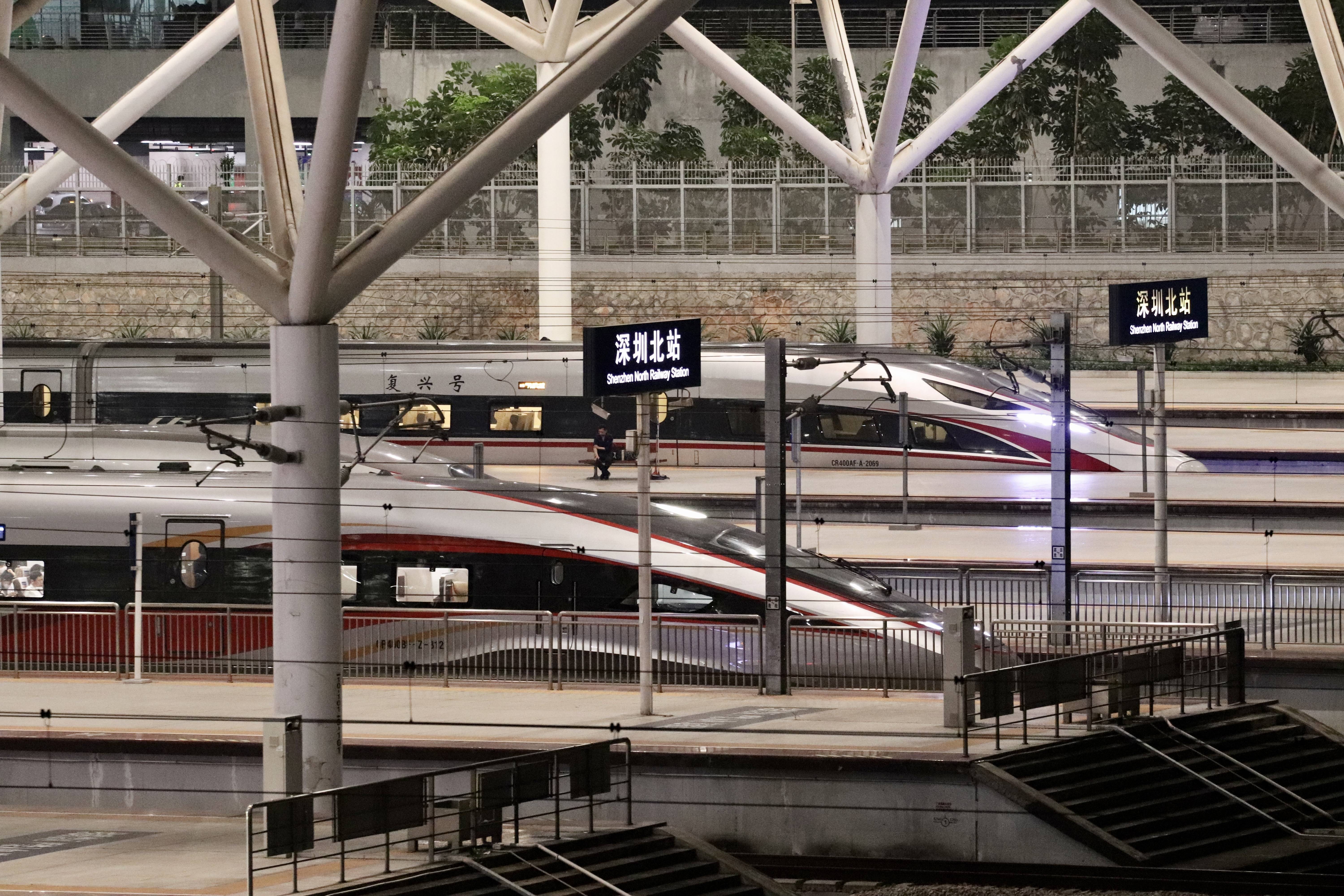 深圳铁路预计“五一”假期发送旅客近300万人次