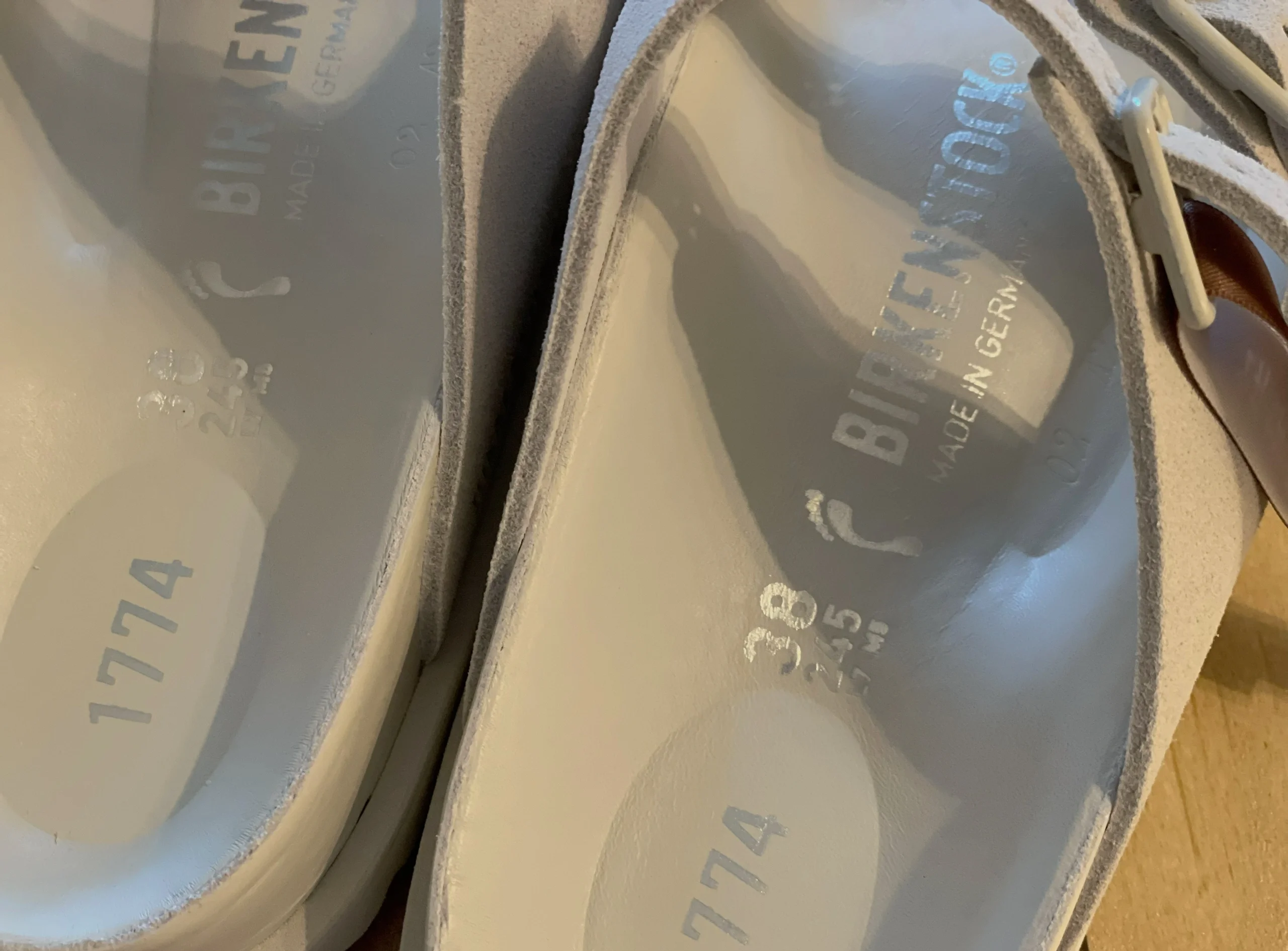 BIRKENSTOCK 1774推出Arizona CosNy新品系列