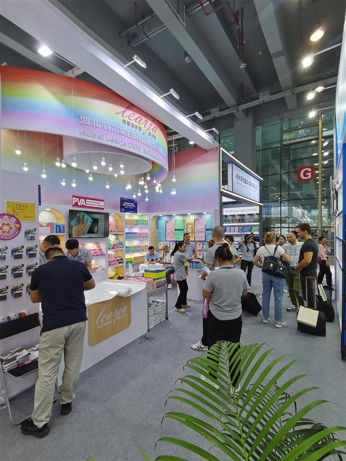 广交会上的外贸企业：“哪怕美国市场受影响，我们其他市场也会发力”