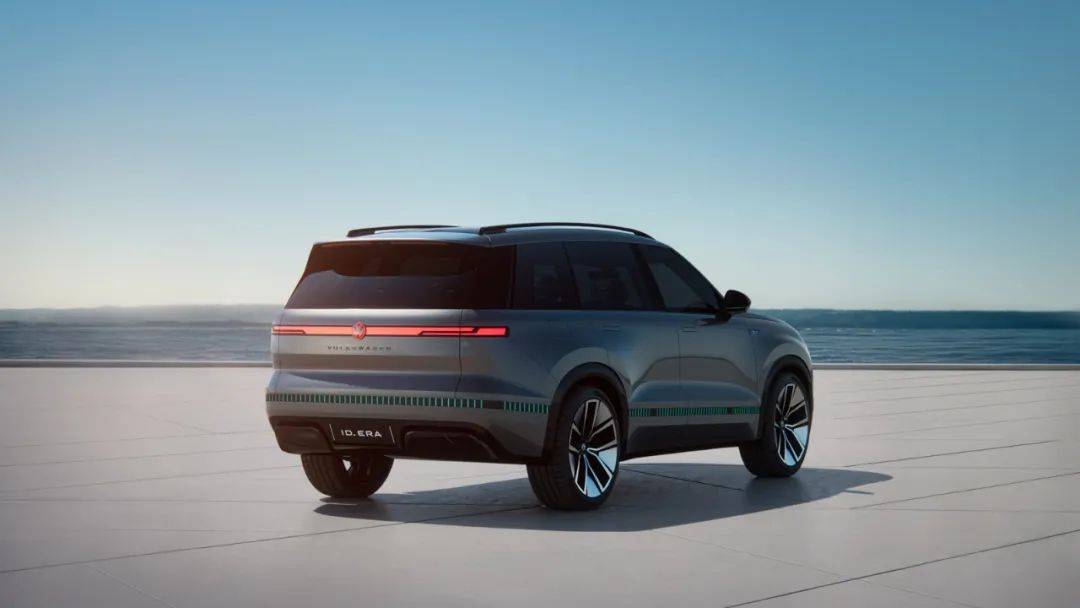 上汽大众亮相ID.ERA概念车,与十家深度合作伙伴签约