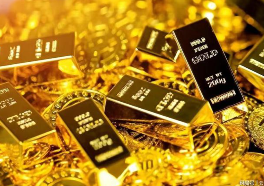 突发！白银黄金大跳水，纽约铜跌超5%！美国负债33万亿美元，GDP增速被下调！