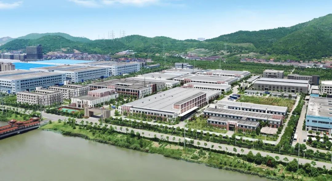 制造业的“挖矿行动”：联创电子的成本破局之道