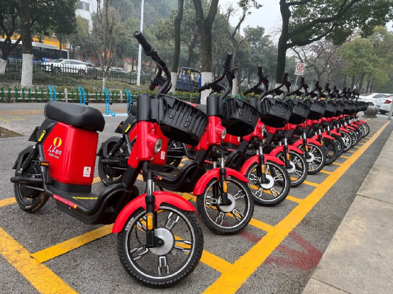 一座城和650万辆电动车，深圳换电加速跑