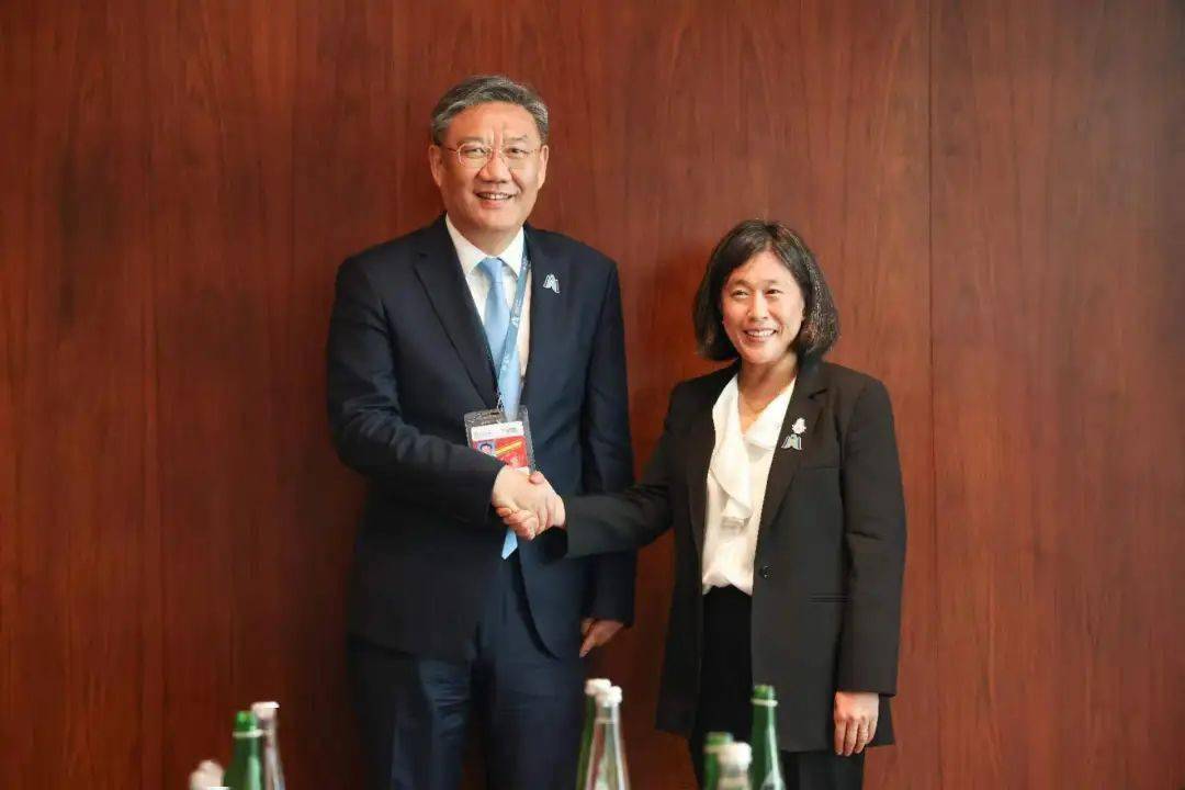 商务部部长王文涛会见法国欧洲和外交部外贸部长级代表圣-马丁