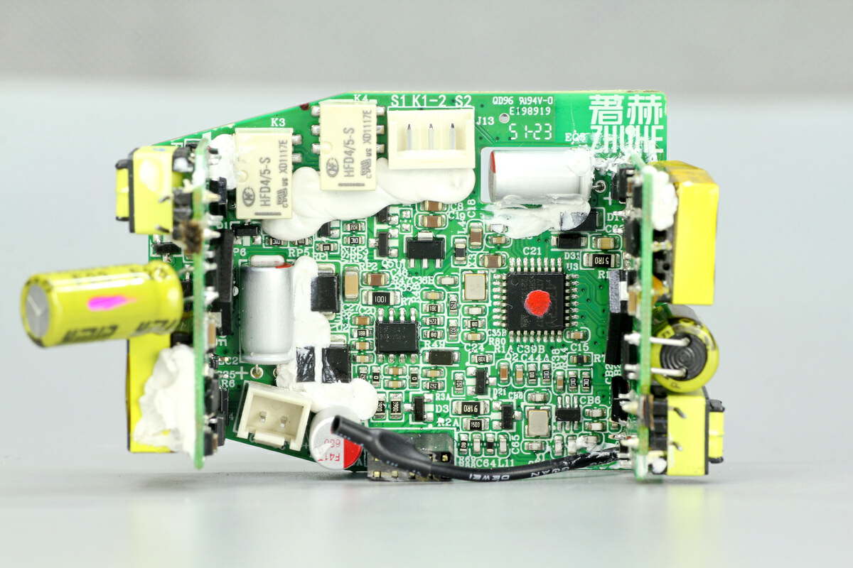 中航光电获得外观设计专利授权：“集成式放电枪”