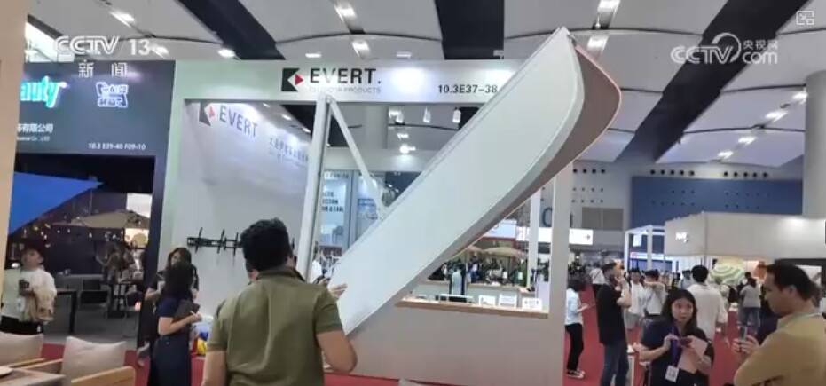 隆基绿能预计今年末HPBC2.0组件成本将接近TOPCon 目前超半数订单来自海外客户