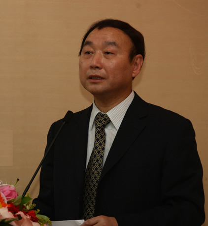 北京银行：聘任房旭、明立松分别担任首席风险官、首席信息官