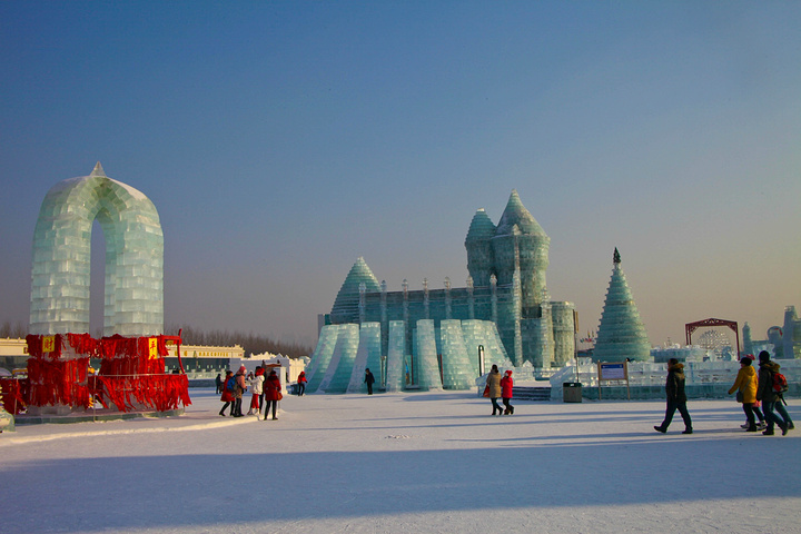 机构：冰雪产业成长空间充足