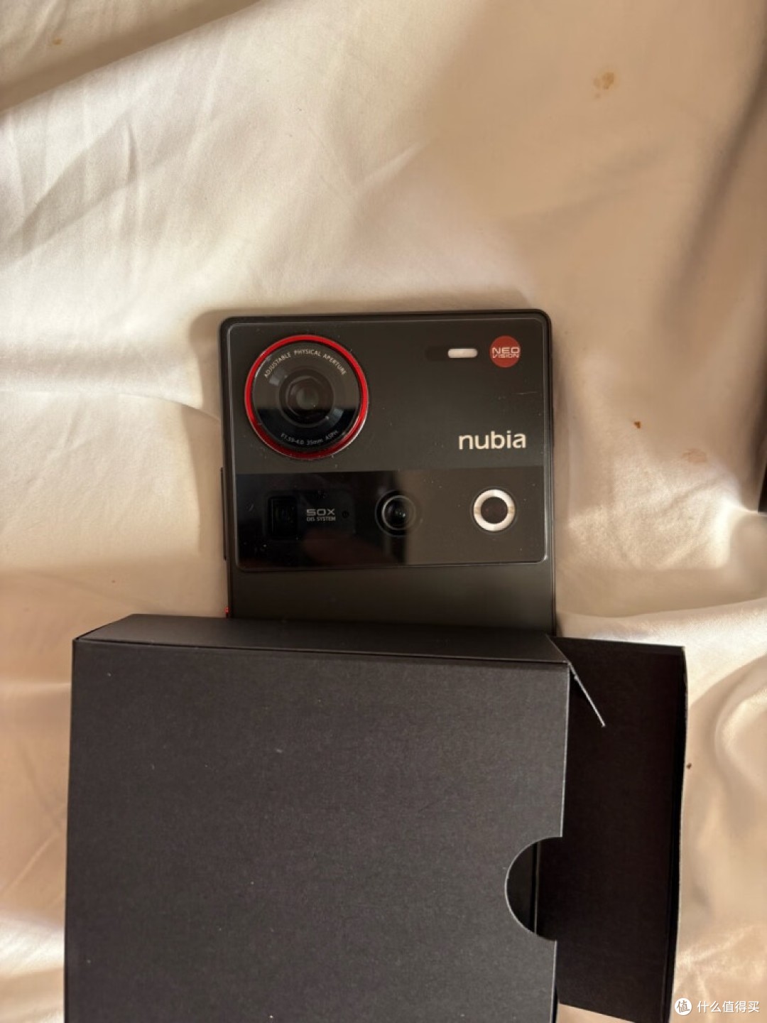 “618”期间国产手机新品与高端产品表现优异 高考学生购机大增