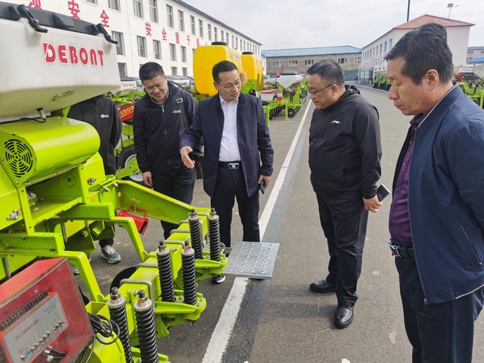 黑龙江：全力打造高端智能农机装备产业集群 努力进入全国第一方阵