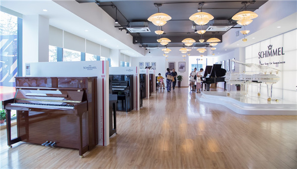 珠江钢琴：推动公司向文化服务业转型升级