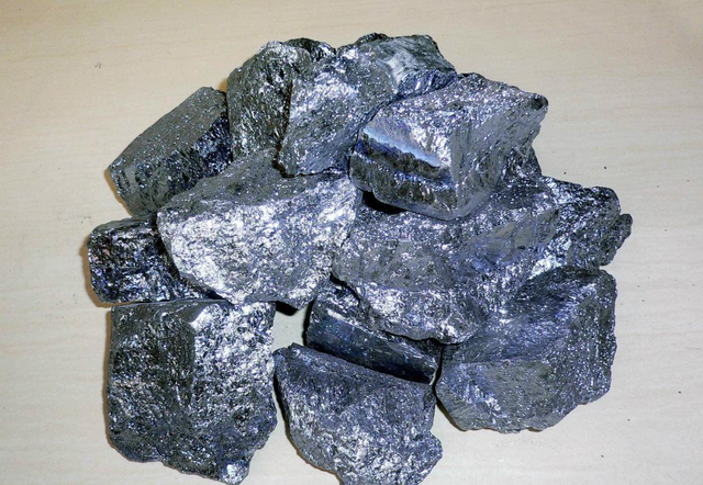 云南锗业获得发明专利授权：“一种氢气还原二氧化锗制备高纯锗粉的装置及方法”