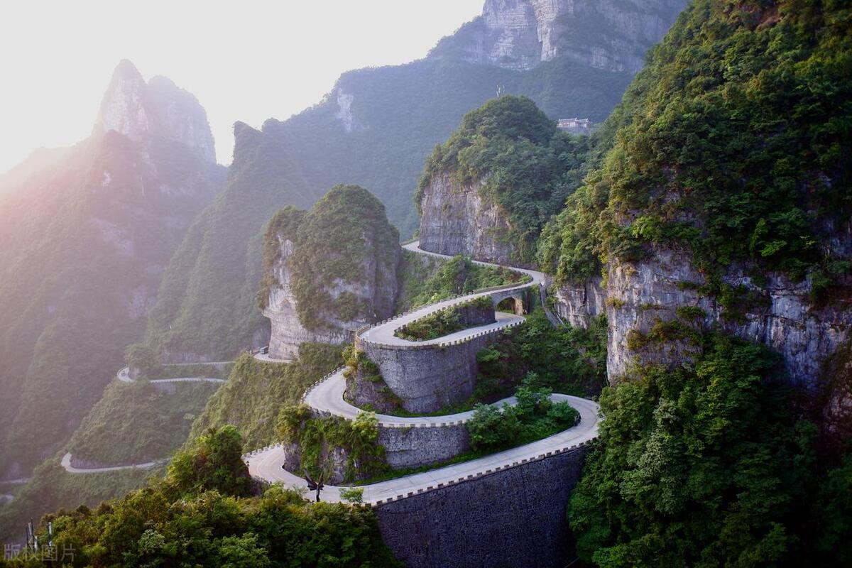 陕西旅游上交所主板IPO获受理 业务集旅游演艺、旅游索道、旅游餐饮为一体