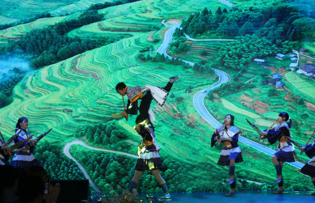 【ESG动态】友宝在线(02429.HK)获华证指数ESG最新评级BBB,行业排名第8