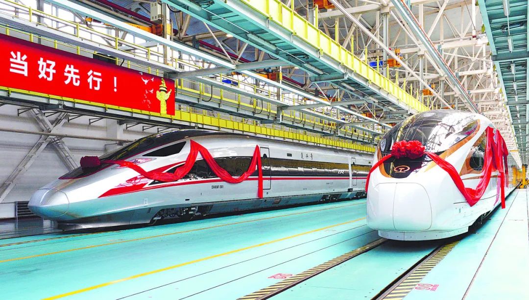 中国高铁领跑优势持续扩大