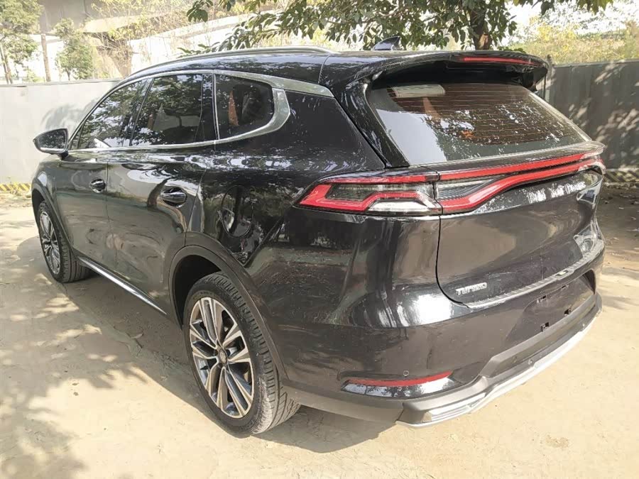 比亚迪获得实用新型专利授权：“D柱的连接装置、车身结构及车辆”