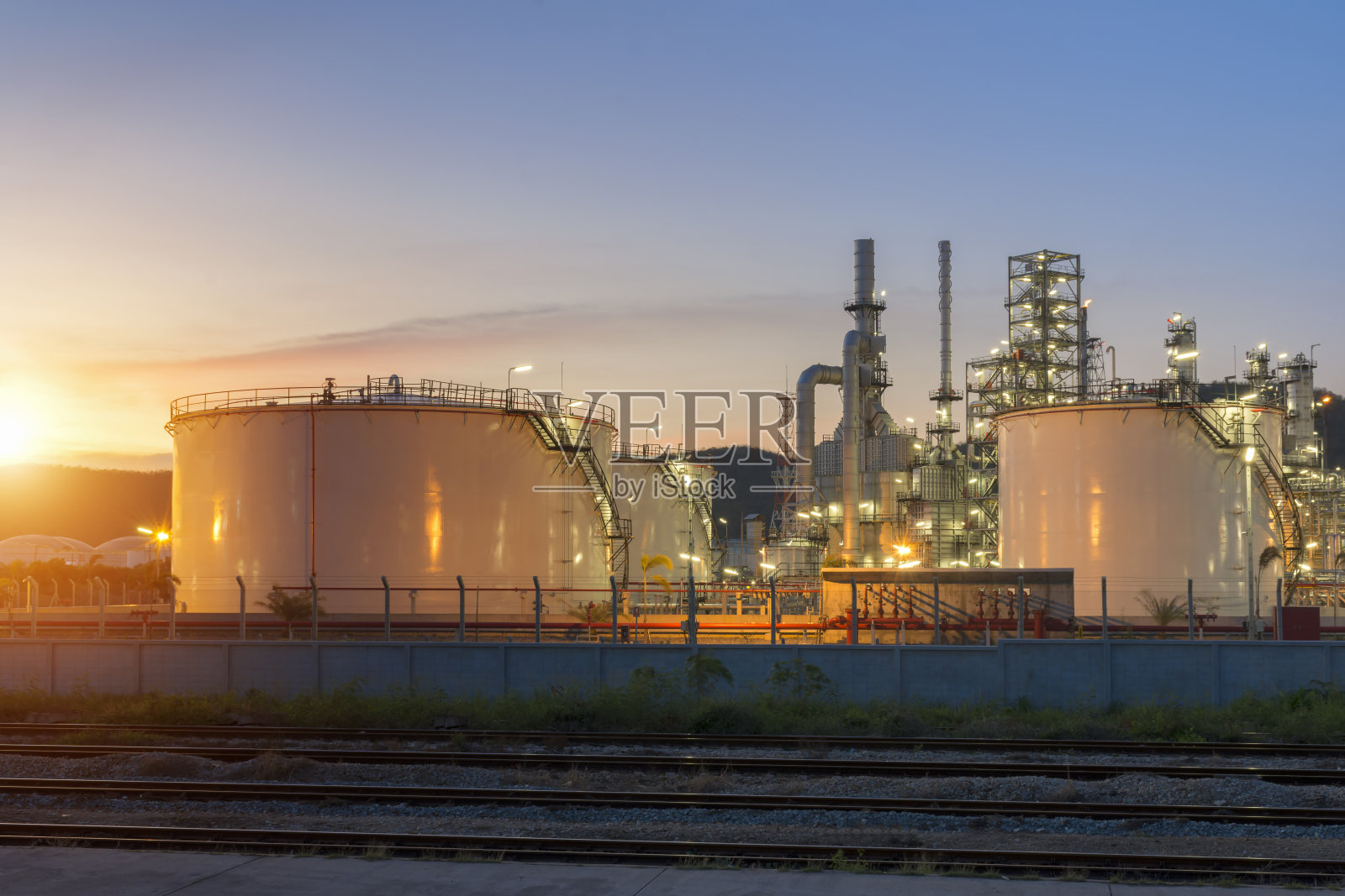 4.82亿元主力资金今日撤离石油石化板块