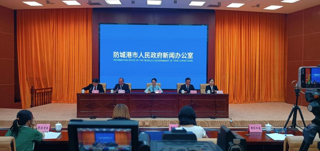 北部湾港：防城港渔�细矍�第五作业区泊位通过验收