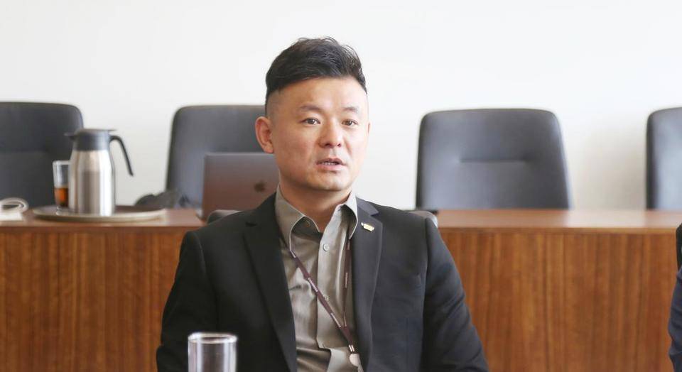 金固股份与鹿明机器人战略合作，推进新材料应用落地