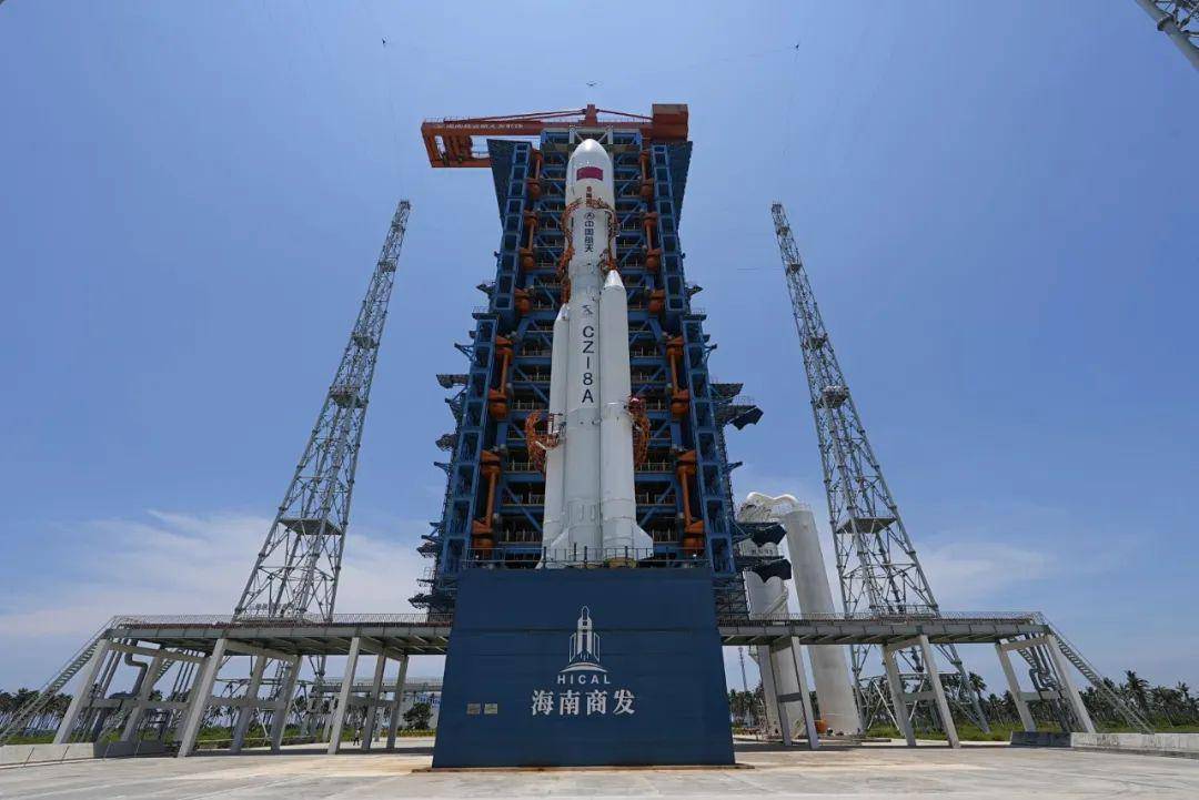 海南：推进卫星超级工厂建设 开工建设卫星部组件制造中心、火箭大部段制造中心等项目