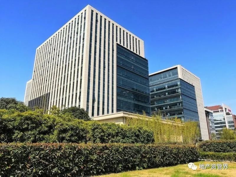 中国建筑8月18日大宗交易成交199.44万元