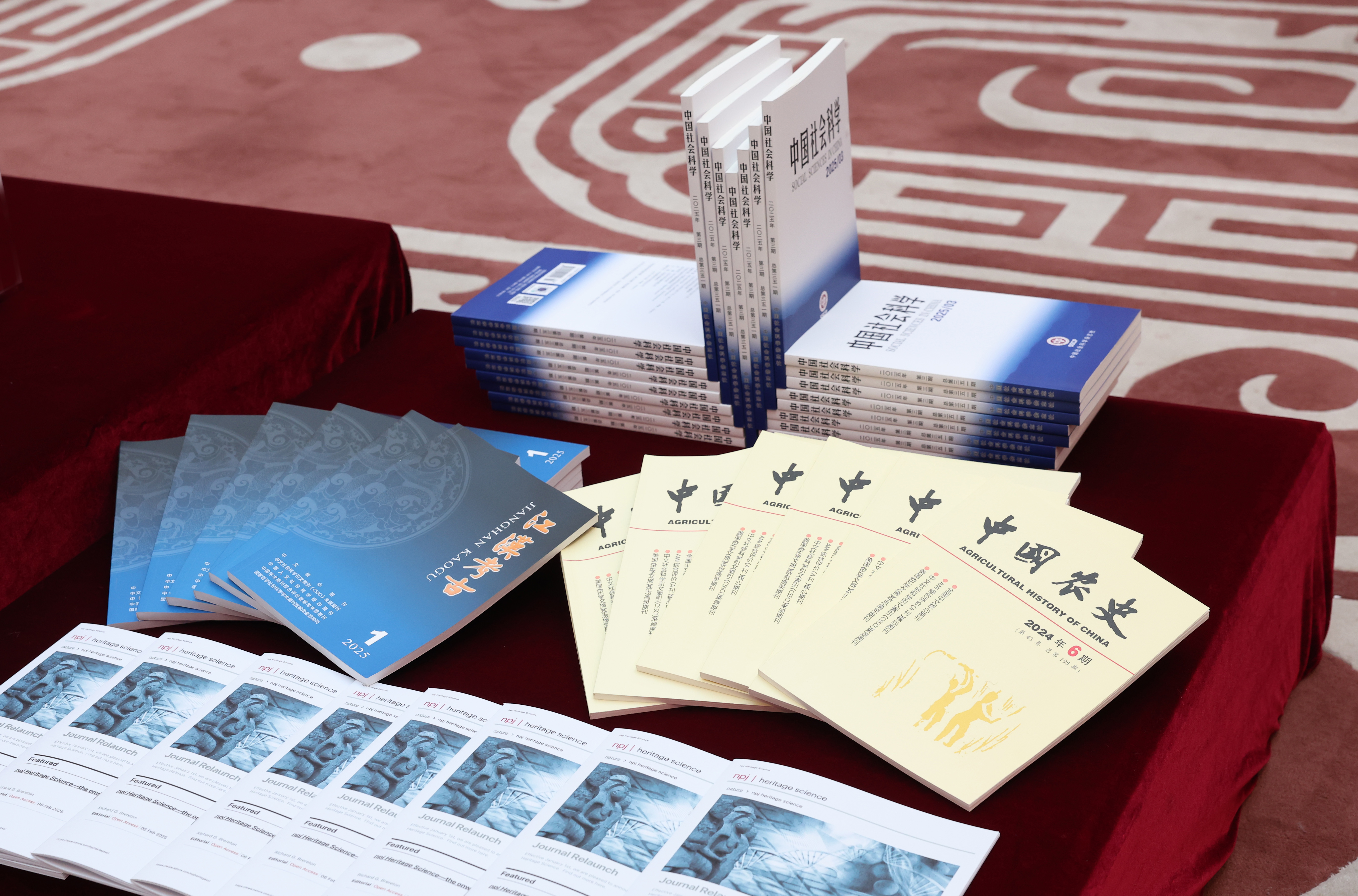 科技部为15所在港全国重点实验室授牌 冀促内地与香港科技创新合作