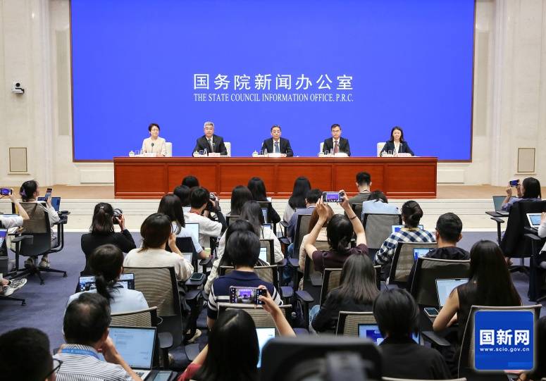 中国央行:前7个月人民币贷款增加12.87万亿元