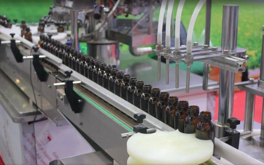 片仔癀：终端覆盖超10万门店 中期分红总额达8.45亿元