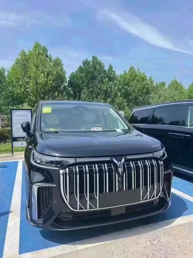 岚图汽车更名股份公司，注册资本增至36.8亿元