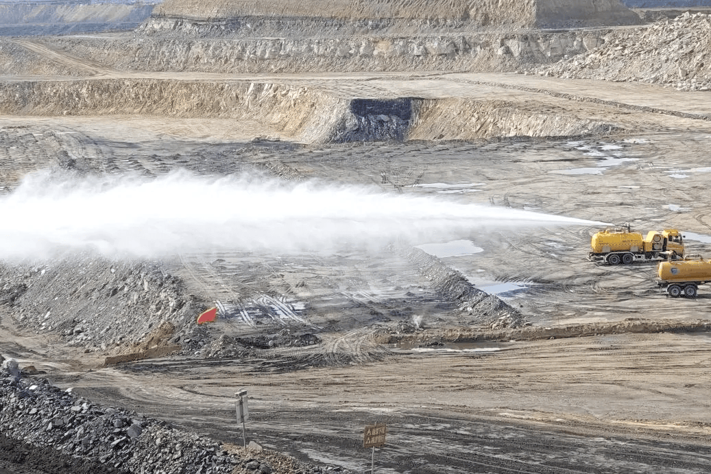 山煤国际：公司董事长孟君离任