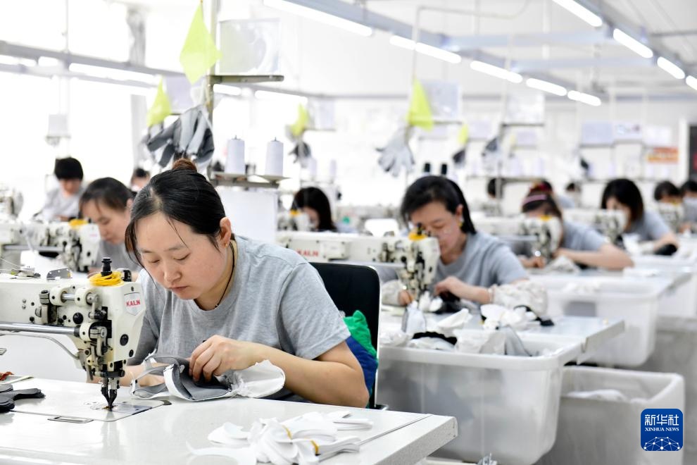 朗威股份：公司目前订单充足，生产经营情况良好