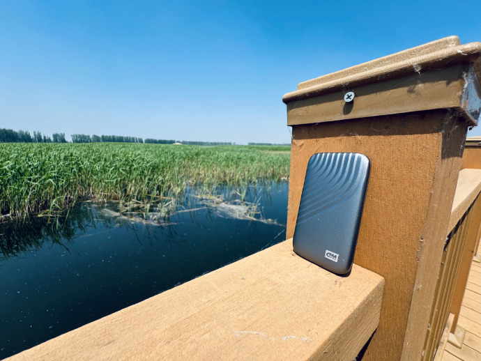 天山电子：公司首款企业级SSD混合盘的研发、设计等阶段性工作正在有序推进中