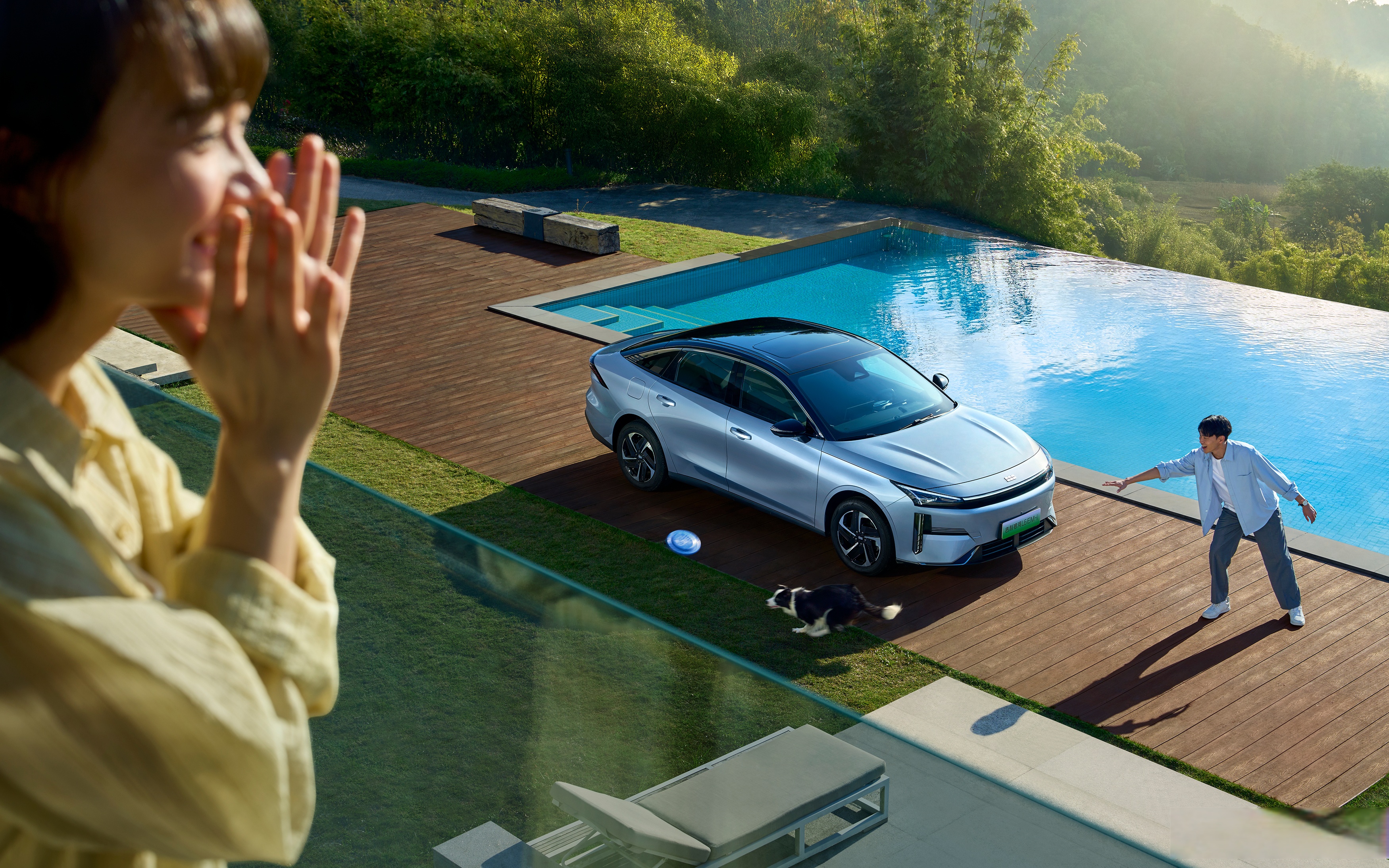 加入六座SUV混战，吉利银河开启AI新叙事