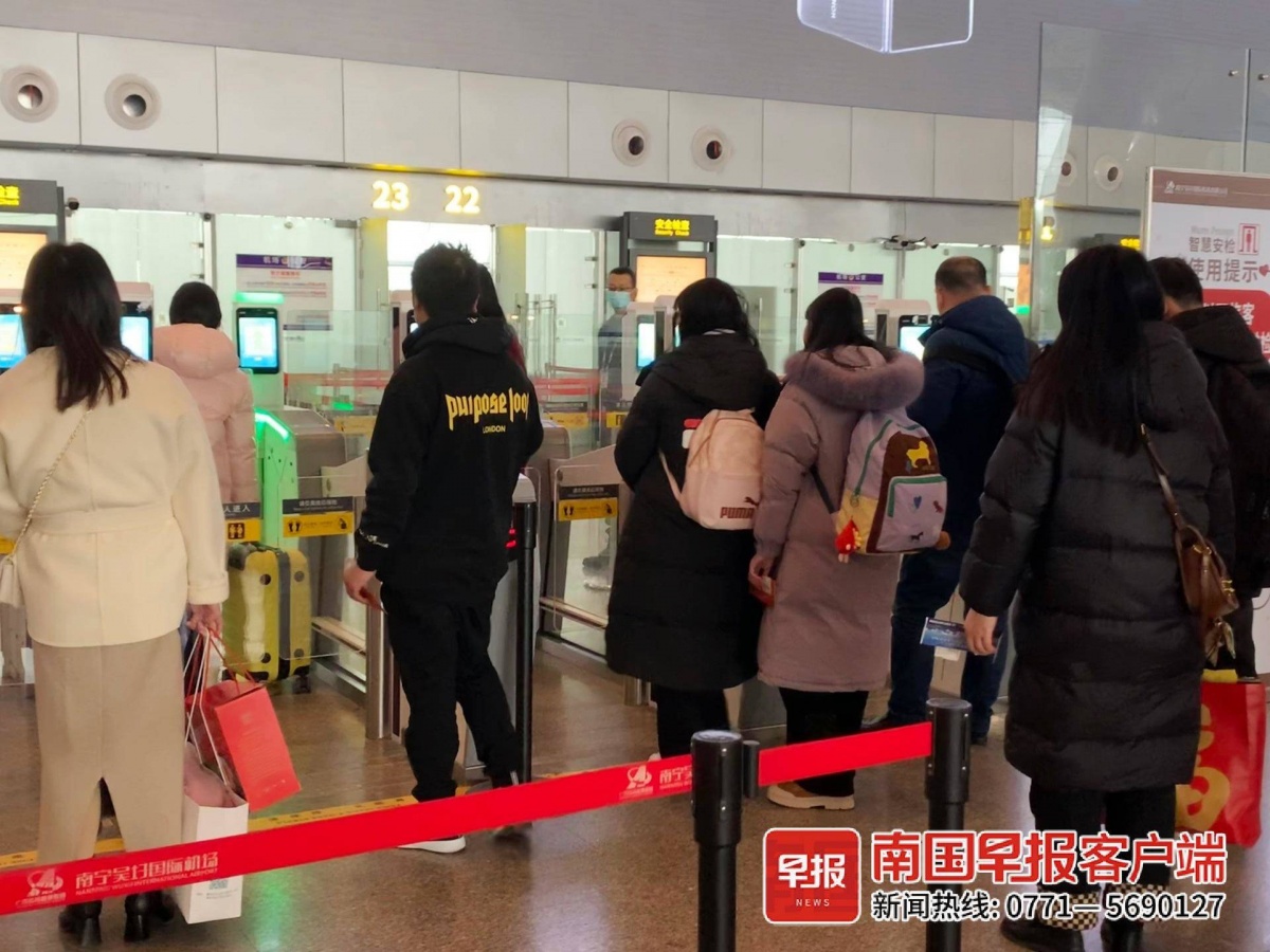 拥有“如意行”驾乘险，出行更顺畅！,人保财险 _2024年虚拟偶像行业发展现状、竞争格局及未来发展趋势分析