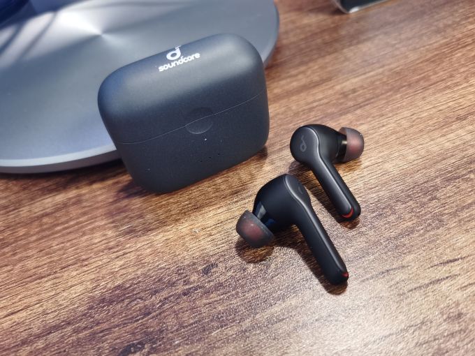 安克创新获得实用新型专利授权：“开放式耳机”