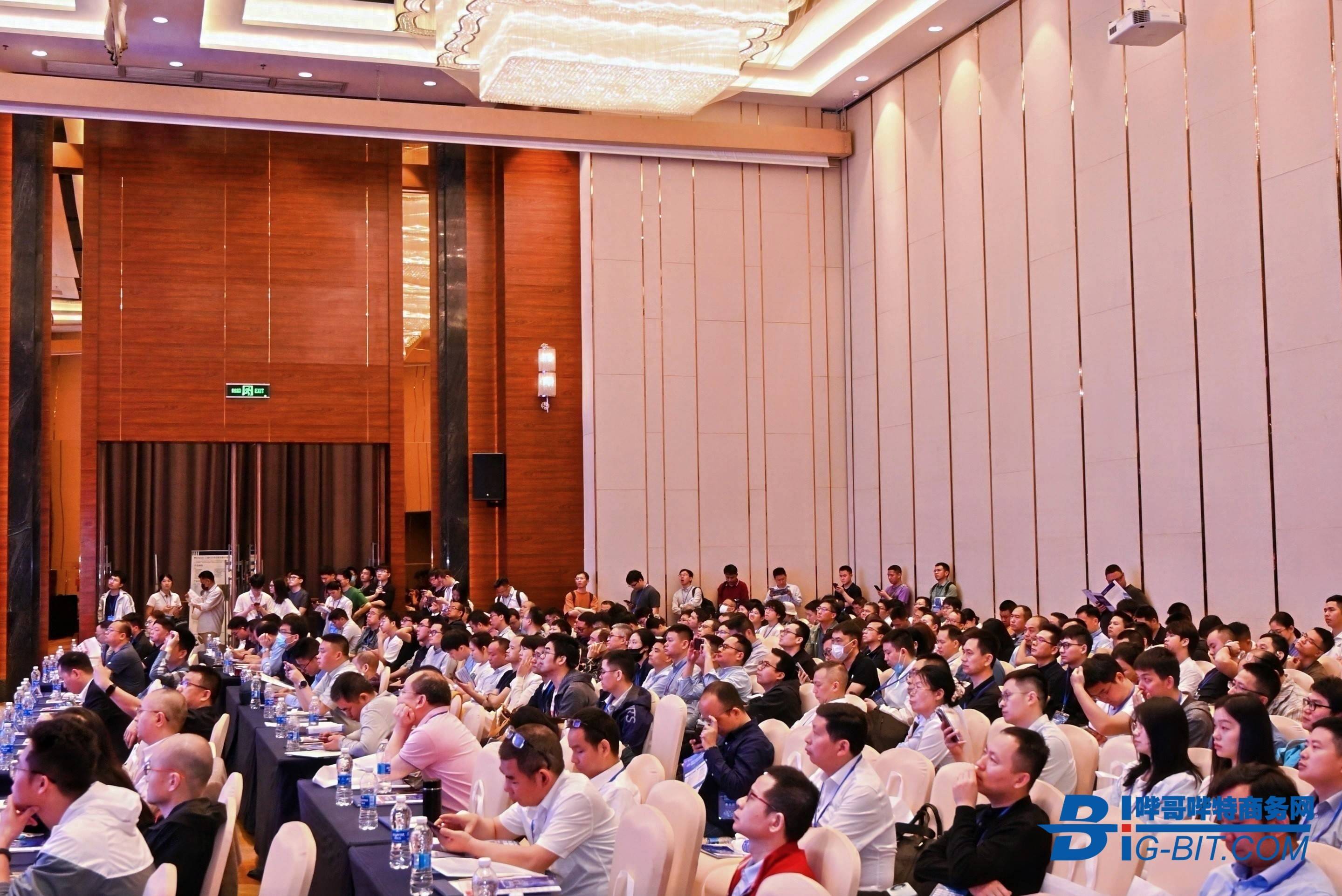 2025年中国伺服电机行业：机器人与高端装备驱动的高景气赛道投资前景_人保财险政银保 ,拥有“如意行”驾乘险，出行更顺畅！