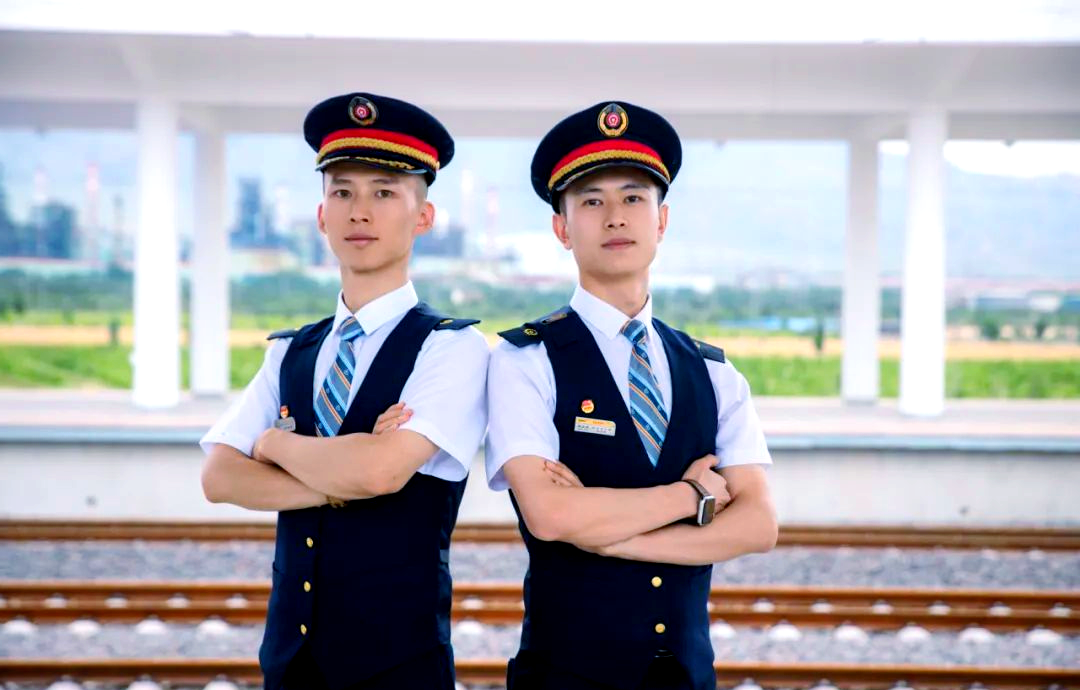 包银高铁包惠段进入运行试验阶段