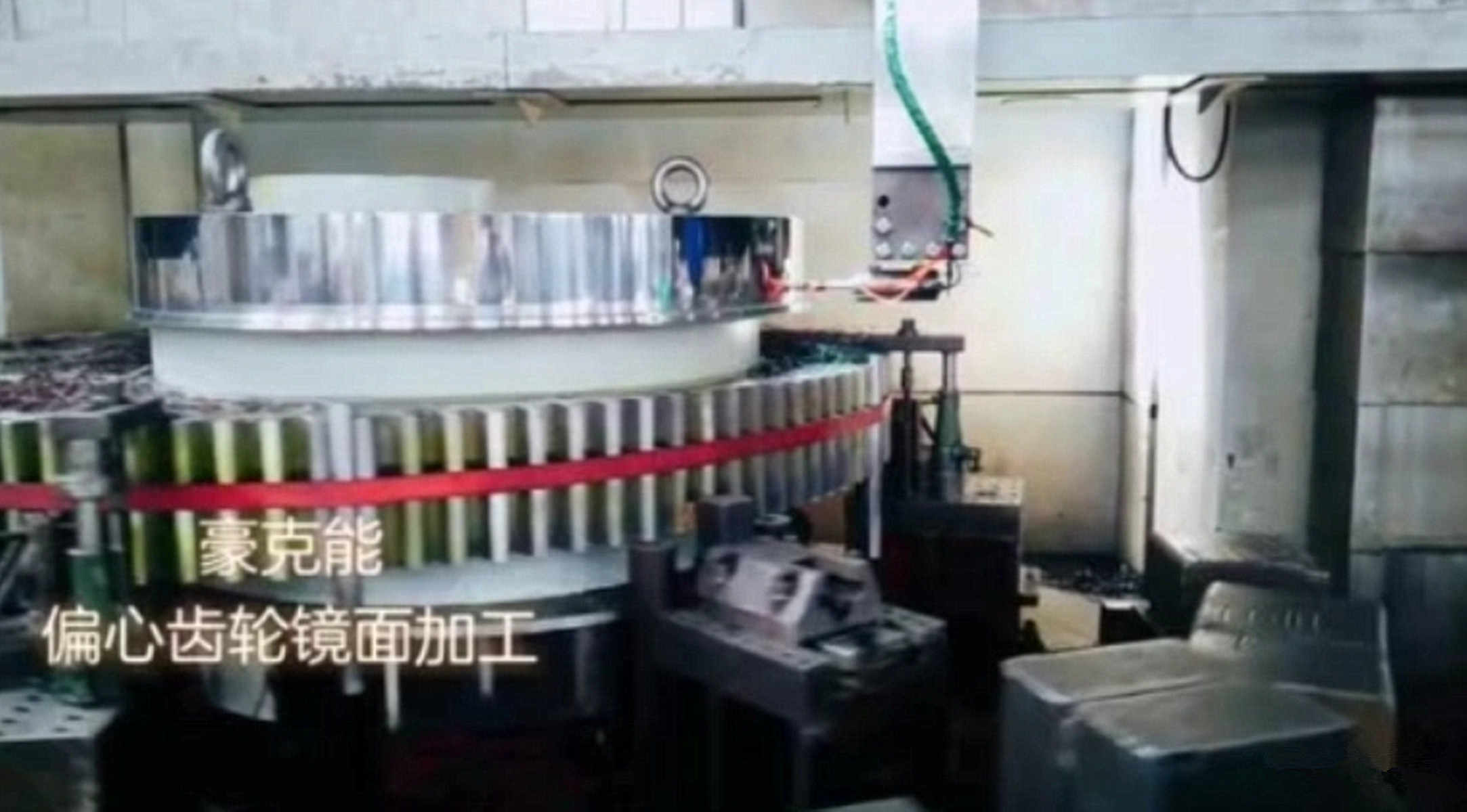 巨一科技获得发明专利授权:“一种扁线定子端部切头模具和切头装置”