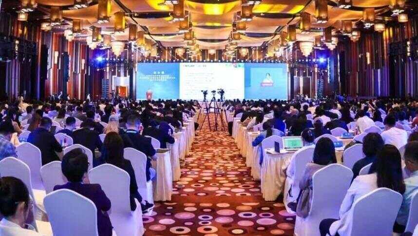 珂玛科技：截至2025年10月20日股东户数为26,858户