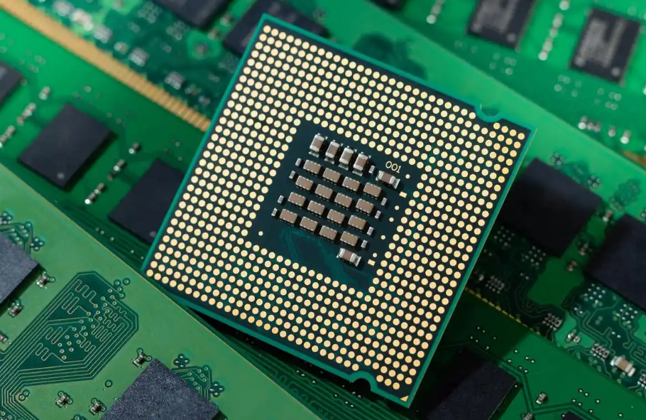 豪鹏科技：正全线布局下一代固态电池 明年将把全固态产品小批量原形搭建出来