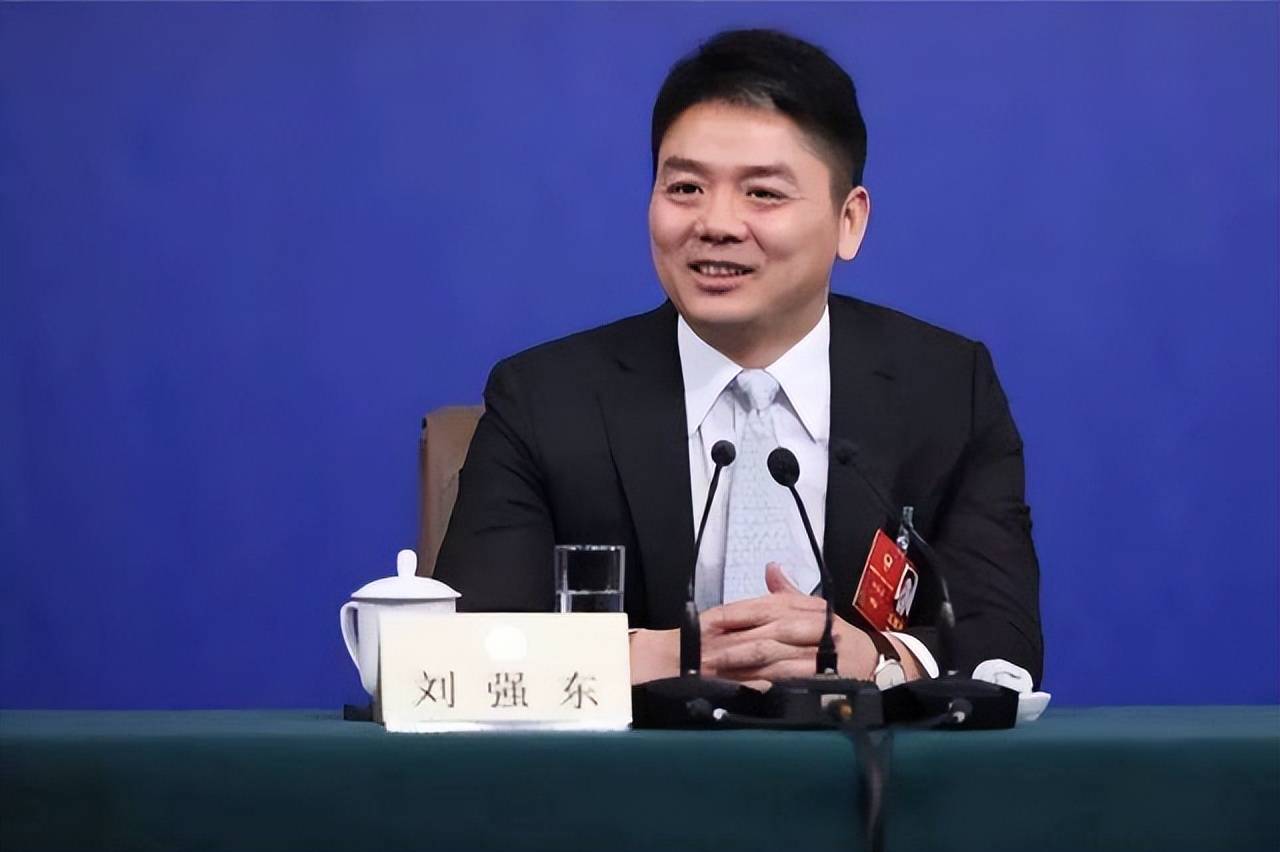 欢乐家股价异常上涨,李兴夫妇等减持套现约3.3亿