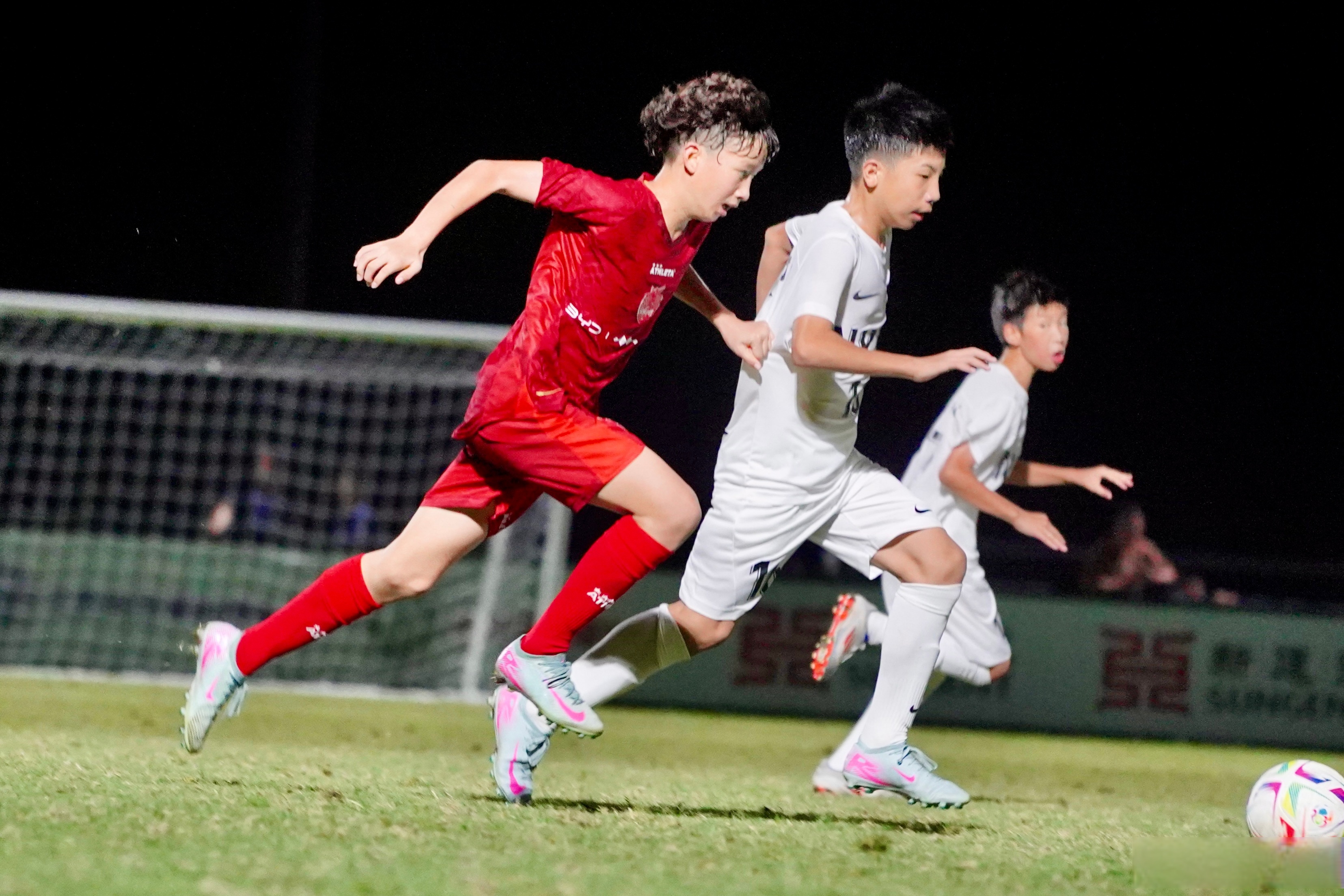 以球为媒联乡情,深圳南山・安陆乡超“贺岁杯”足球友谊赛元旦开赛