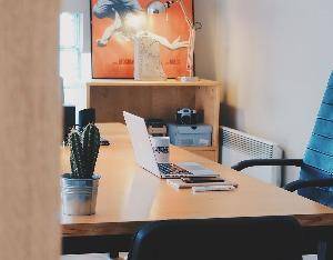 浙商银行：林静然因工作岗位调整辞去副行长职务，聘任周伟新、潘华枫为副行长