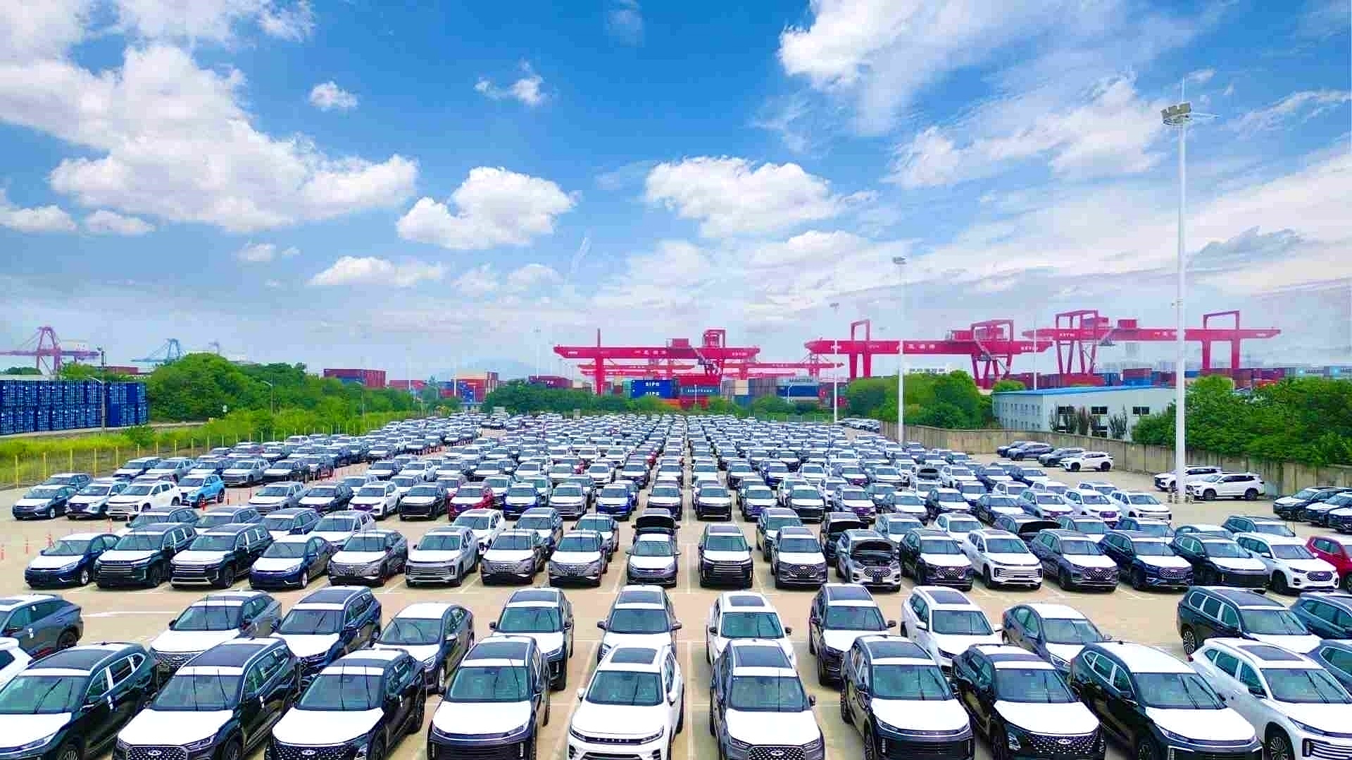 2025年广州南沙汽车口岸滚装出口汽车超38万辆